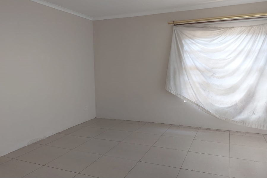 3 Bedroom Property for Sale in Uitenhage Upper Central Eastern Cape